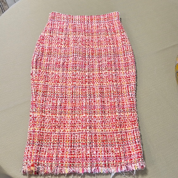 Alexander Mcqueen frayed hem tweed pencil skirt